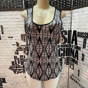 Gloria Vanderbilt M Black Print Scoop Neck Curved Hem Tank Top